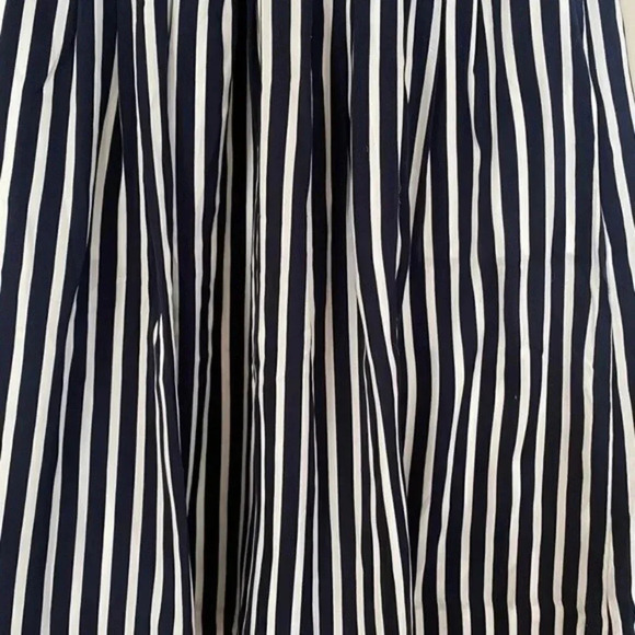 NWT J.Crew Mercantile Navy and White Striped Skirt - Picture 4 of 10